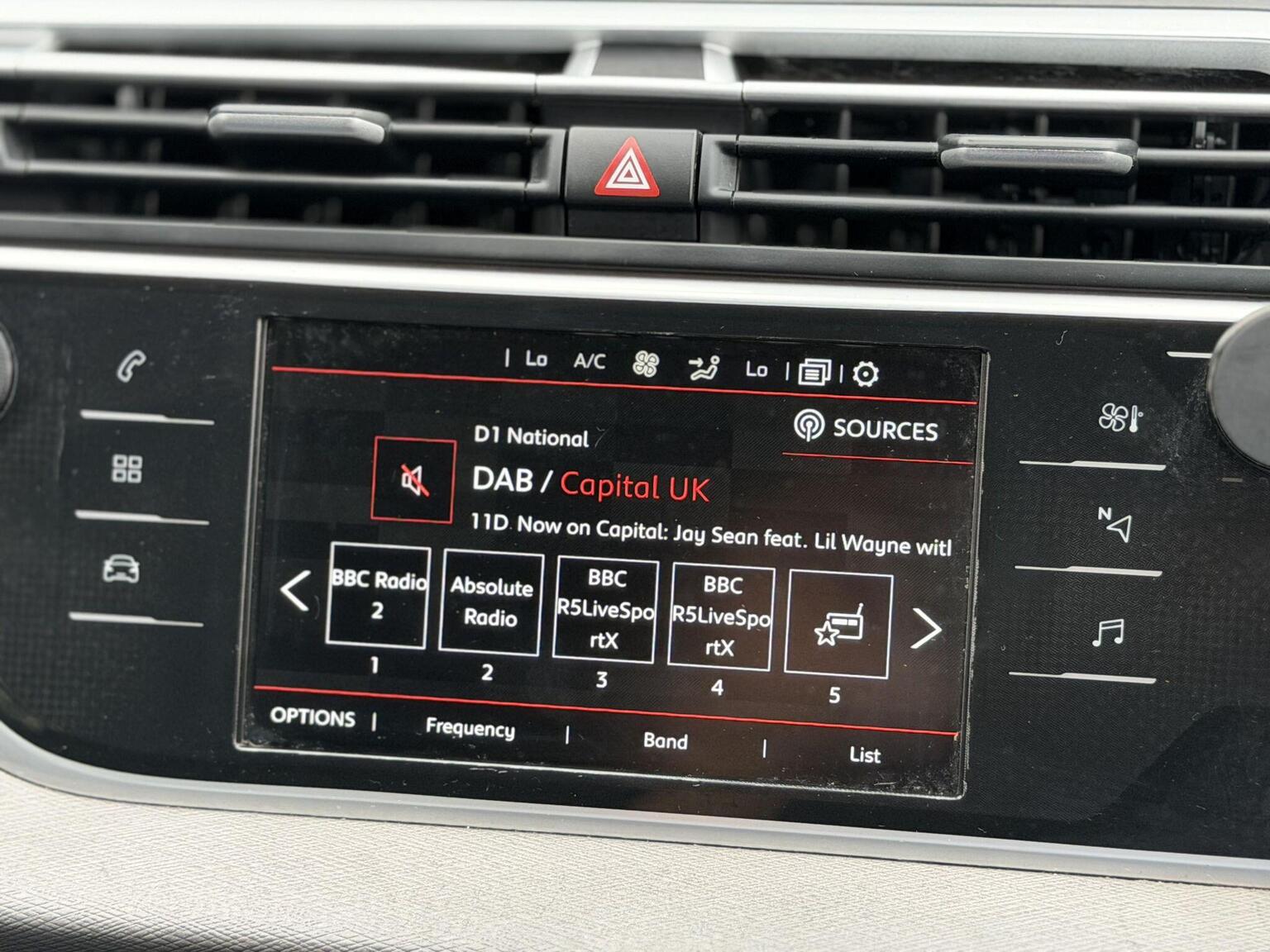 2019 Citroen Grand C4 SpaceTourer image 40