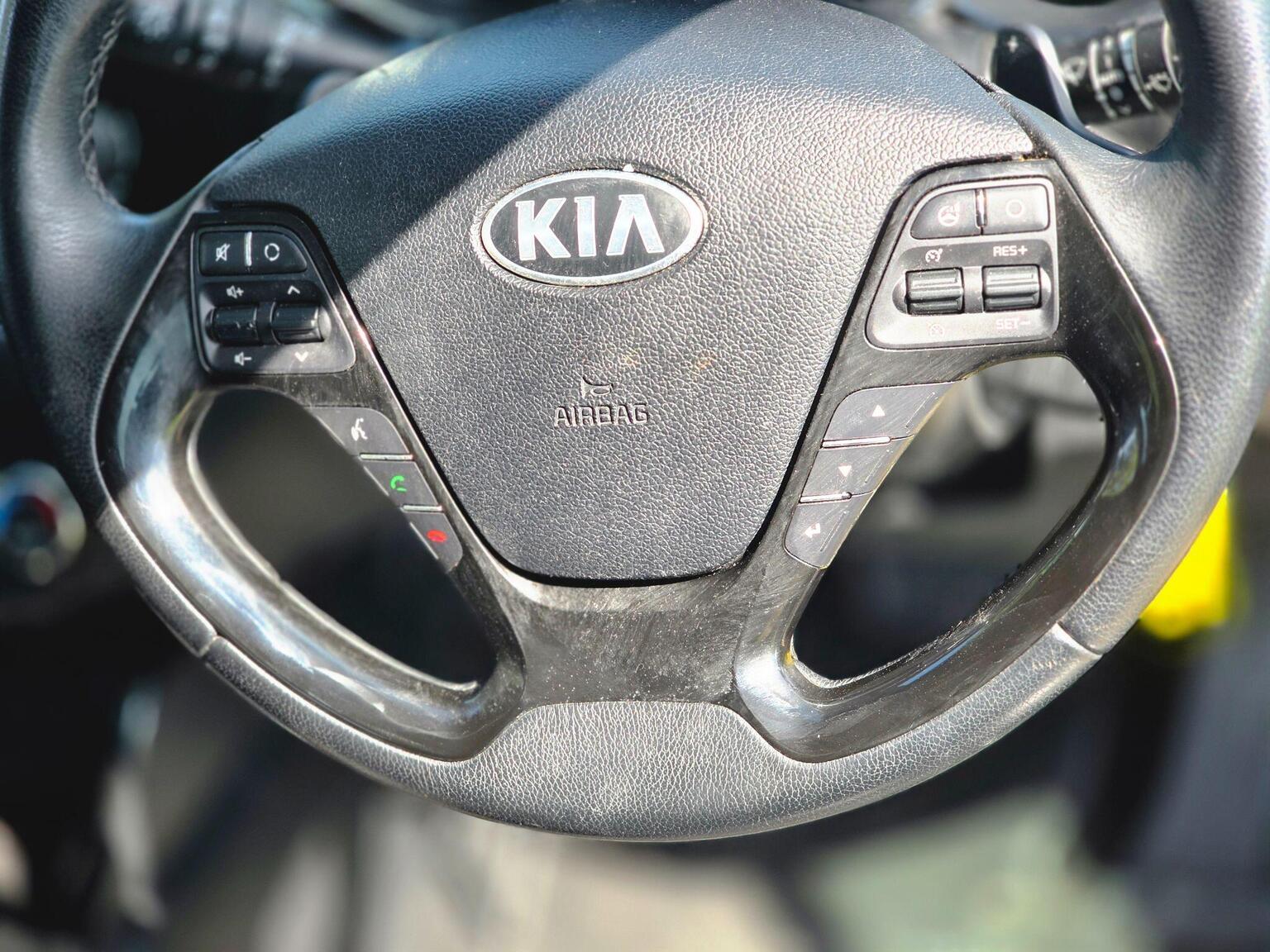 2014 Kia Ceed image 41