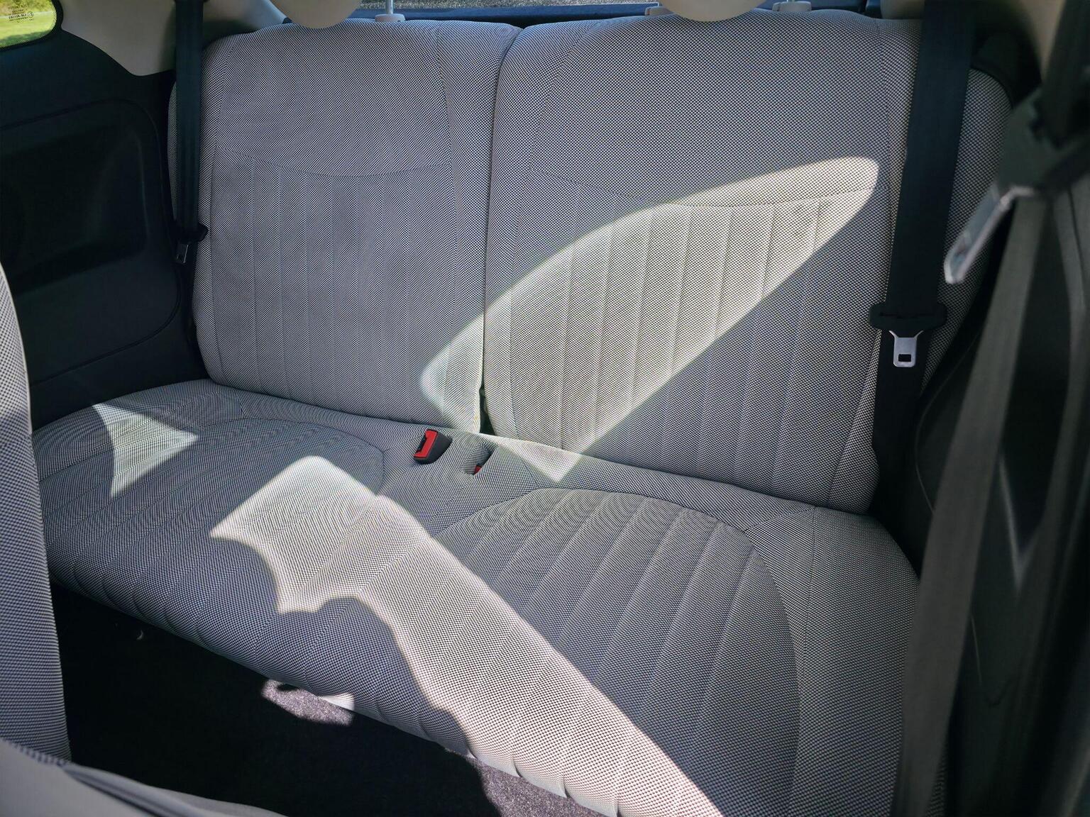 2012 Fiat 500 image 24