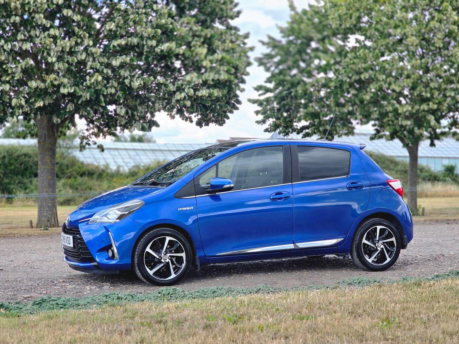 2019 Toyota Yaris image 16