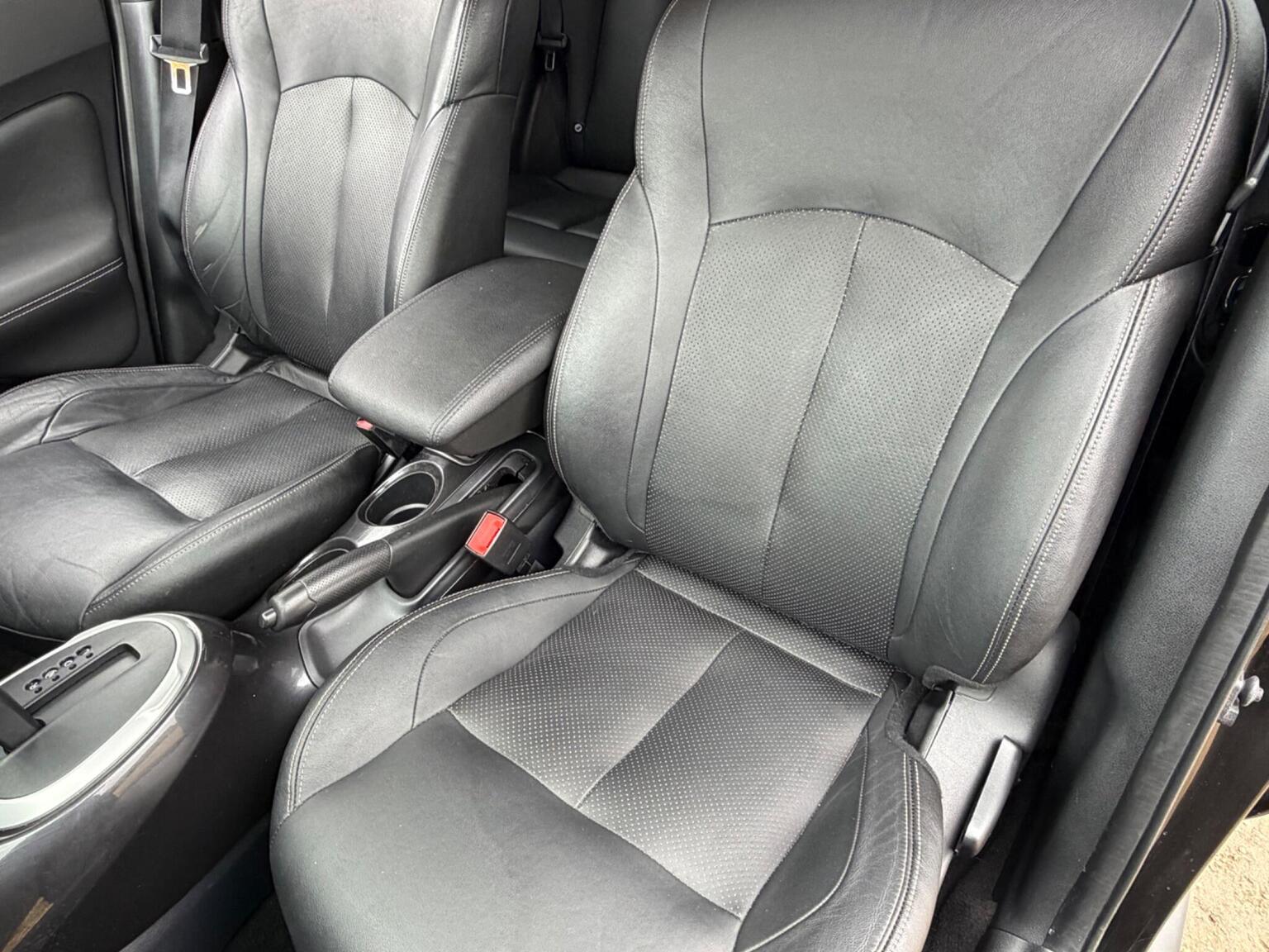 2015 Nissan Juke image 31