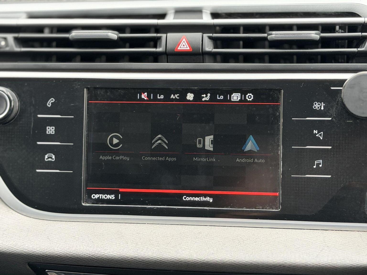 2019 Citroen Grand C4 SpaceTourer image 37