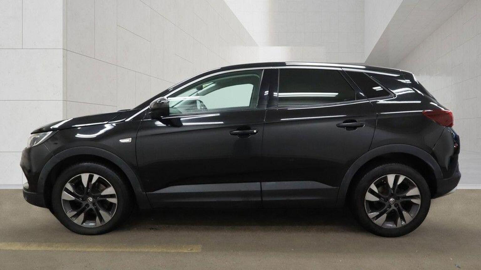 2019 Vauxhall Grandland X image 7