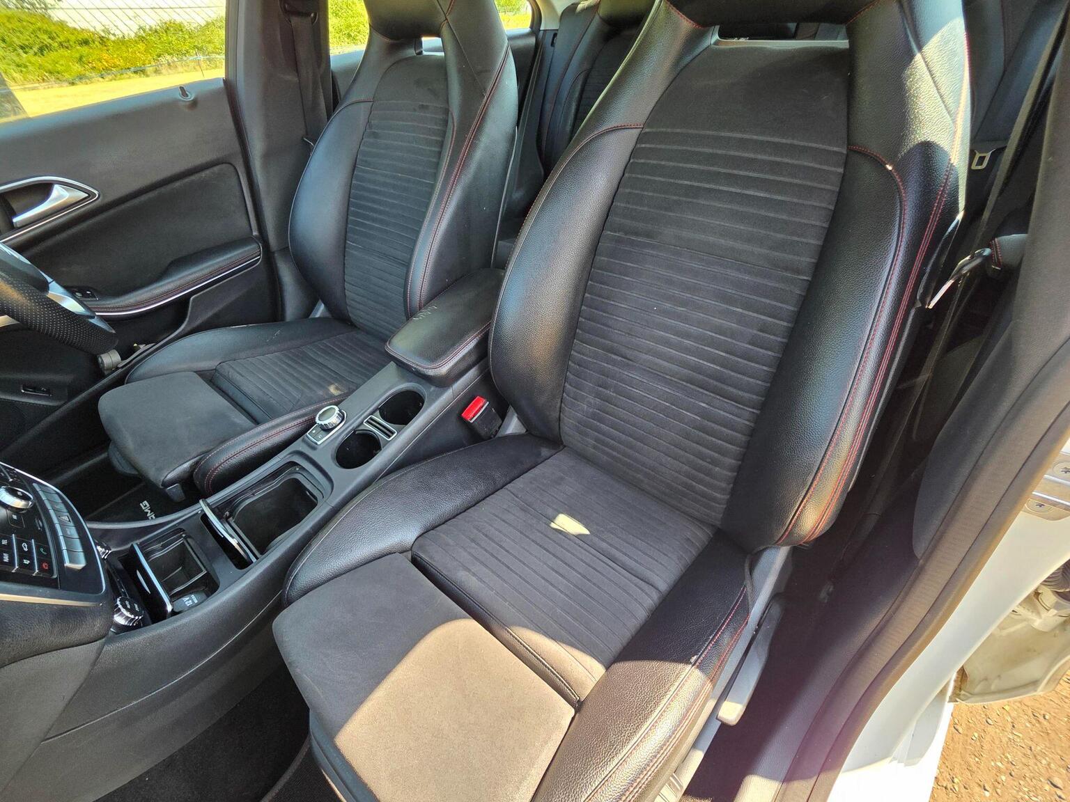 2018 Mercedes-Benz CLA image 32