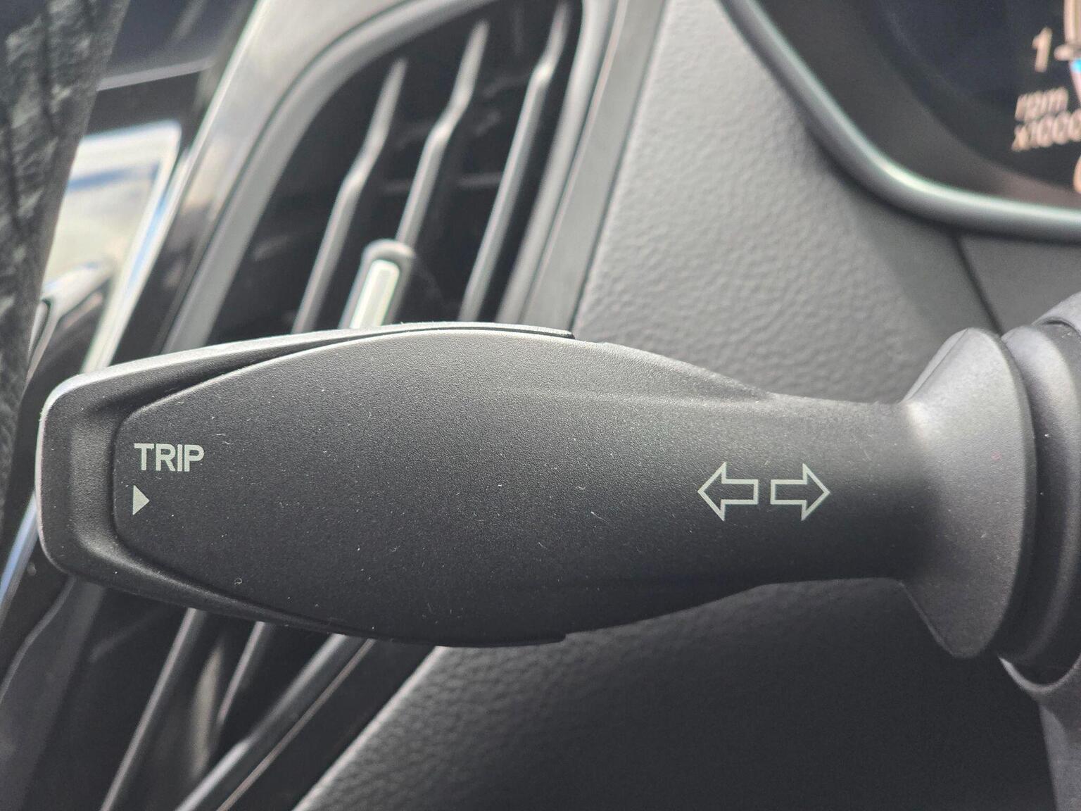 2015 Ford B-Max image 35