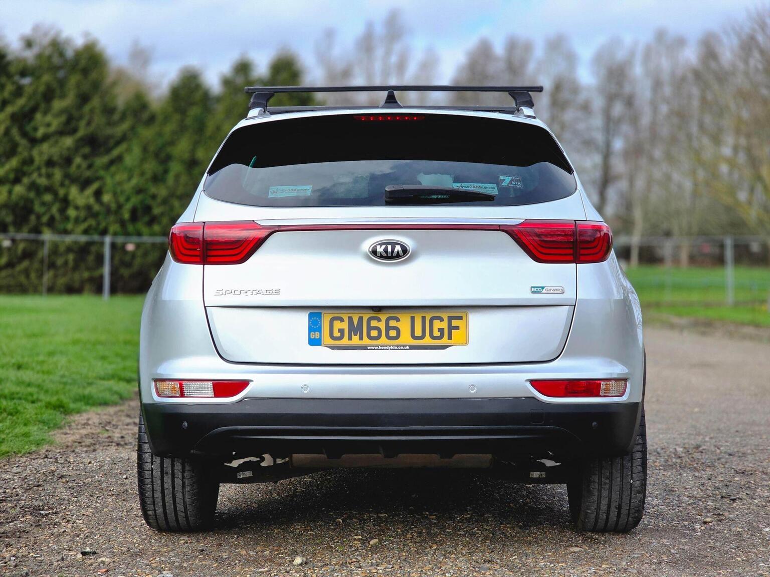 2017 Kia Sportage image 8