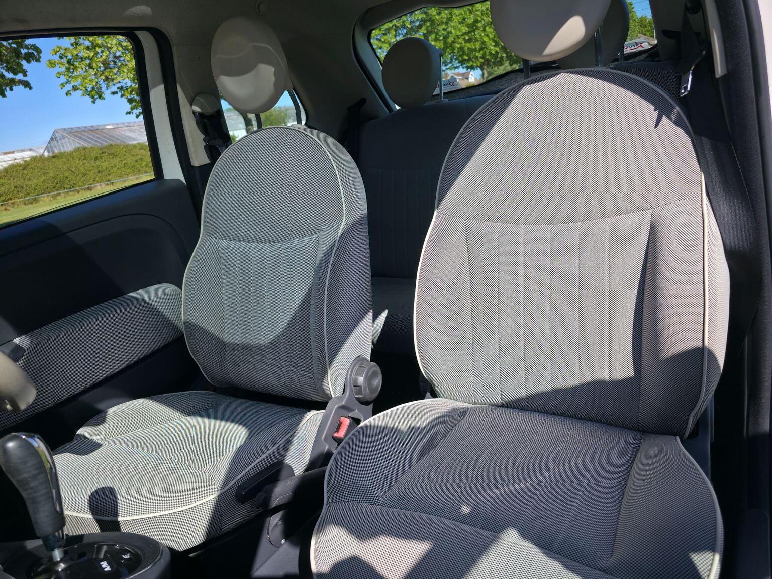 2012 Fiat 500 image 28