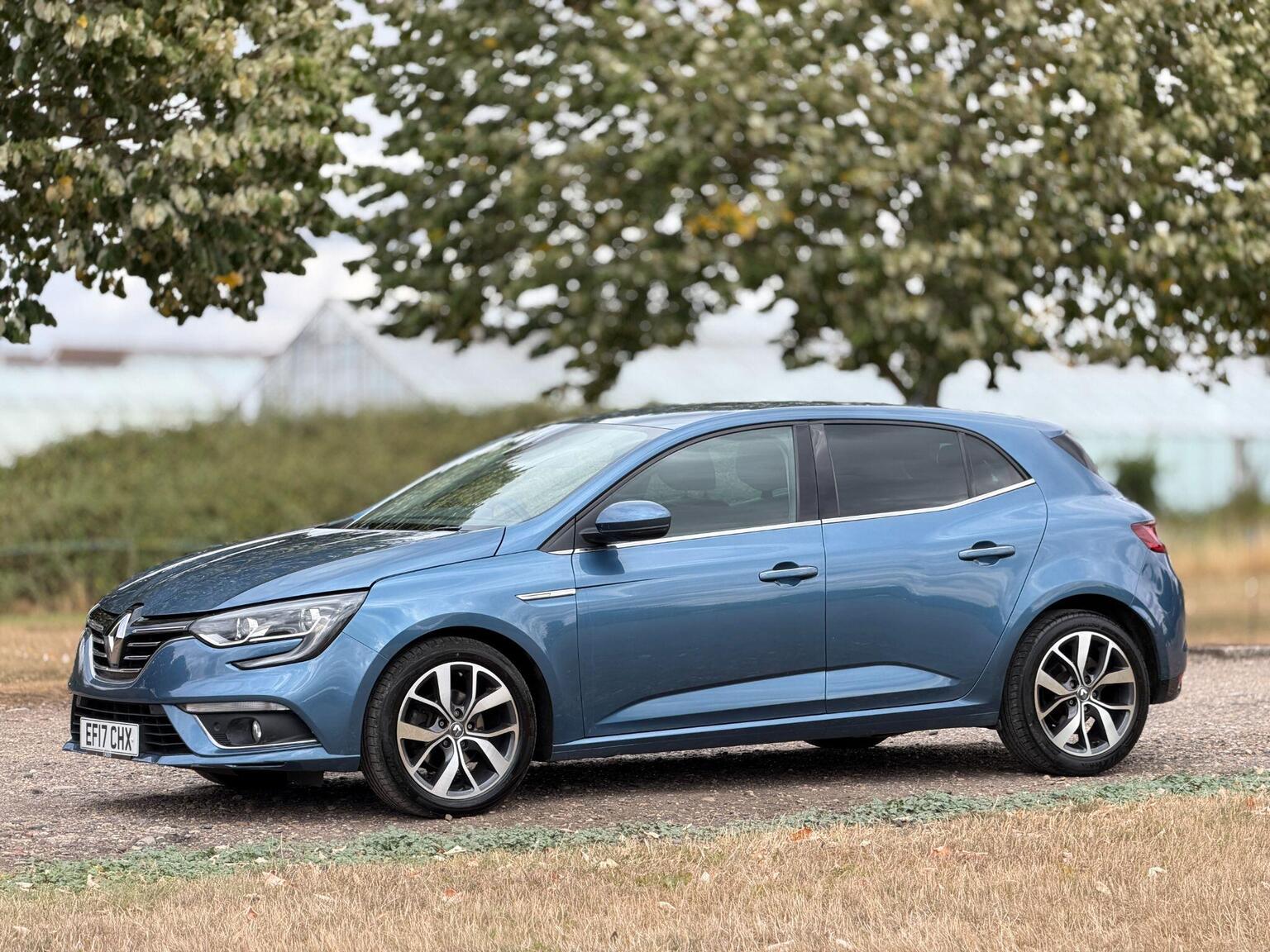 2017 Renault Megane image 15
