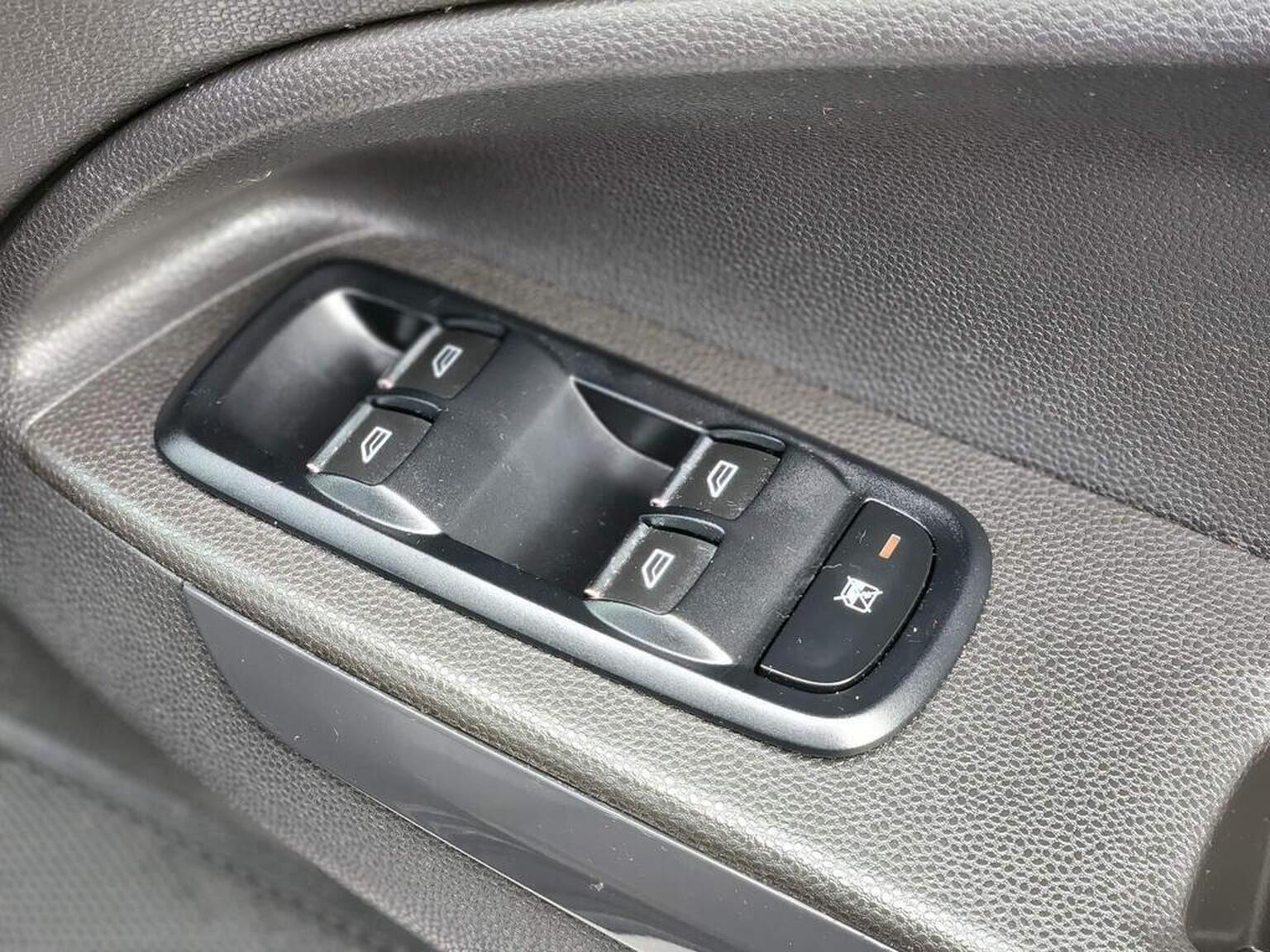 2016 Ford EcoSport image 34