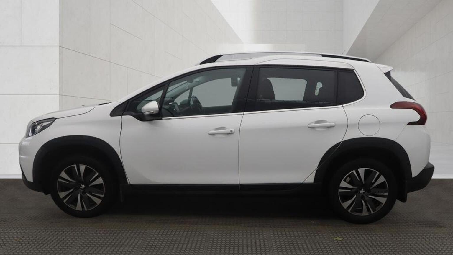 2016 Peugeot 2008 image 7