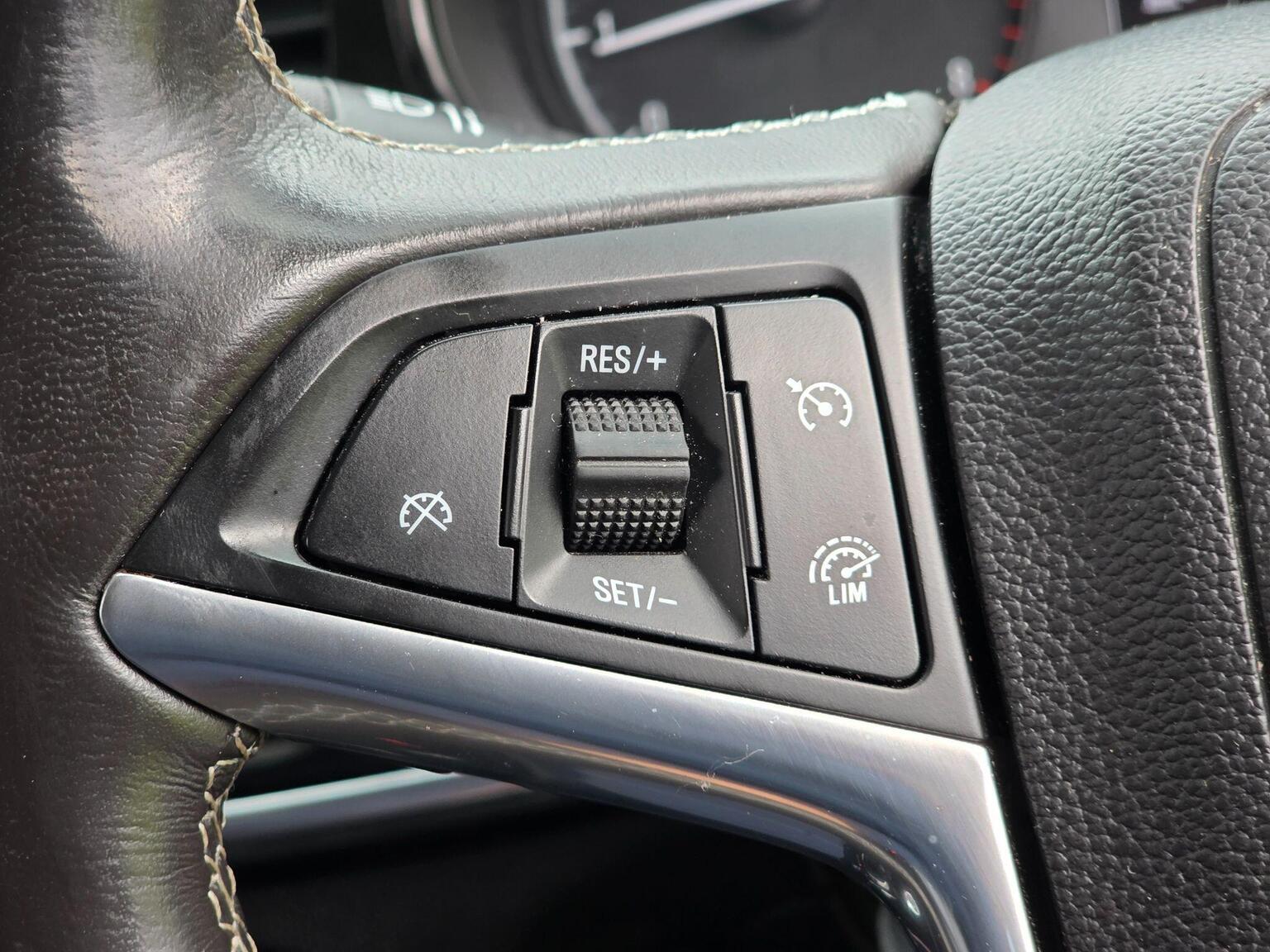 2018 Vauxhall Mokka X image 36