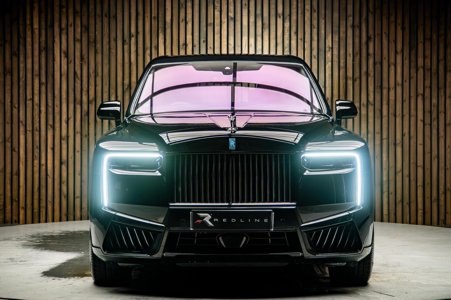 2025 Rolls-Royce Cullinan Series II Black Badge — photograph 5