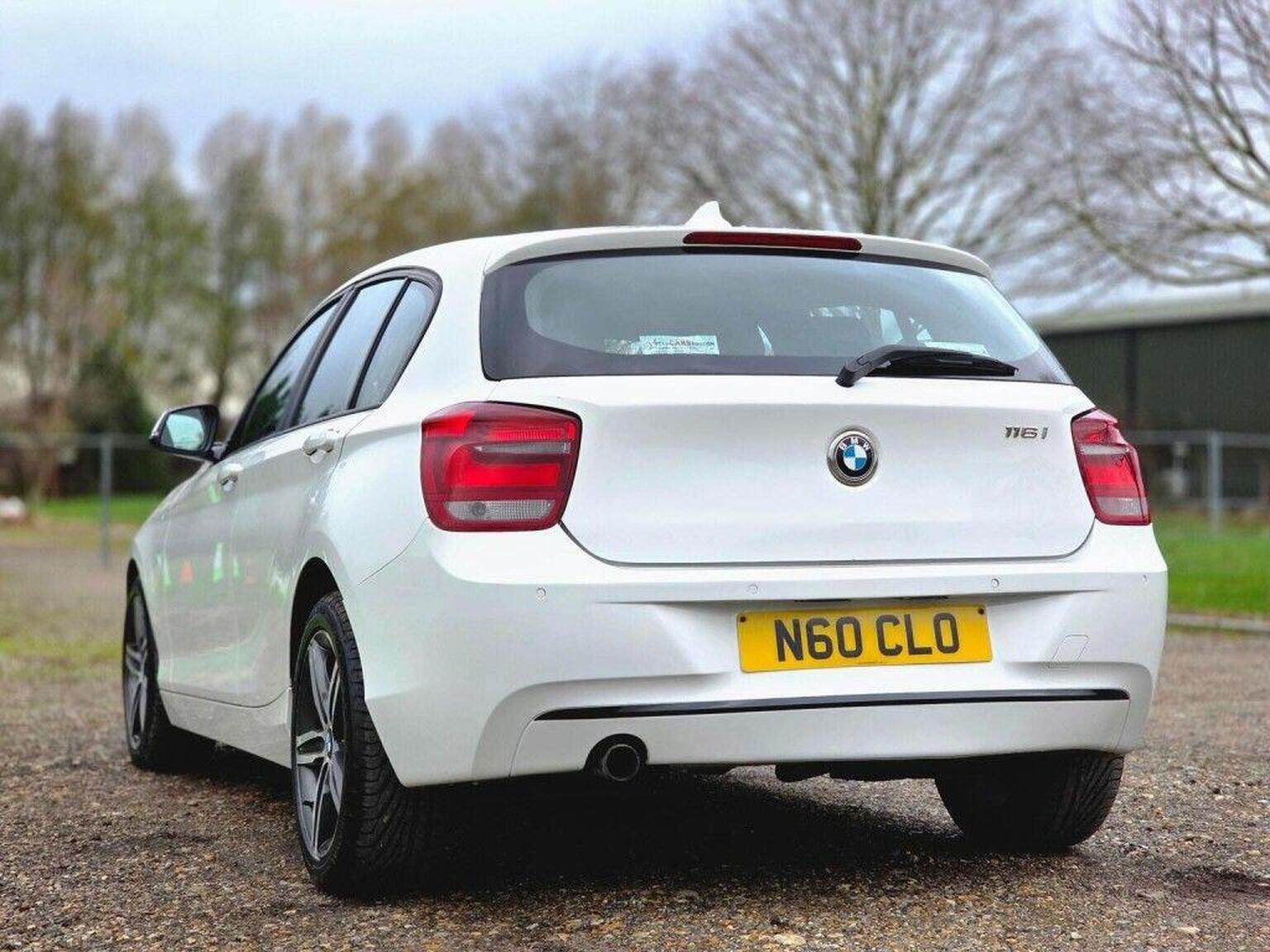 2013 BMW 1 Series image 9