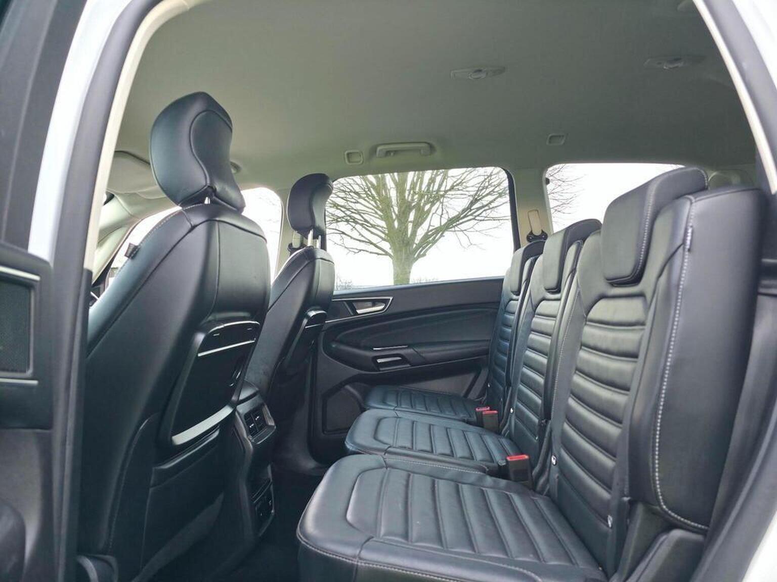 2021 Ford Galaxy image 25