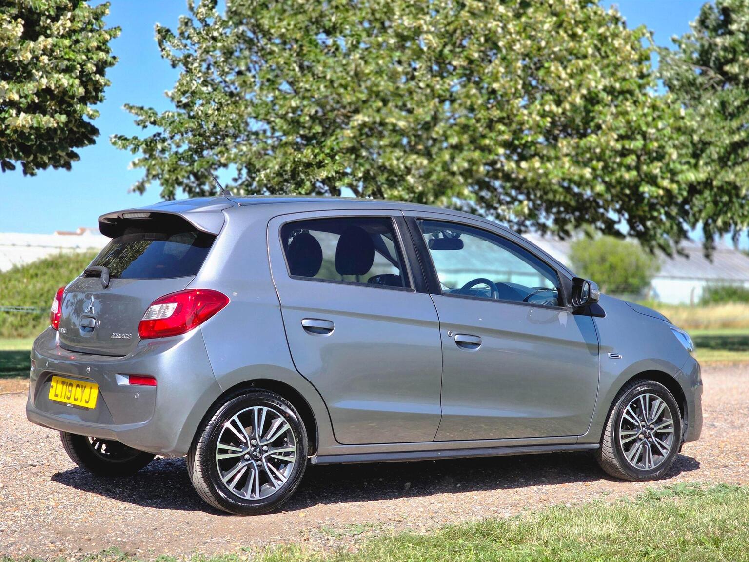2019 Mitsubishi Mirage image 4