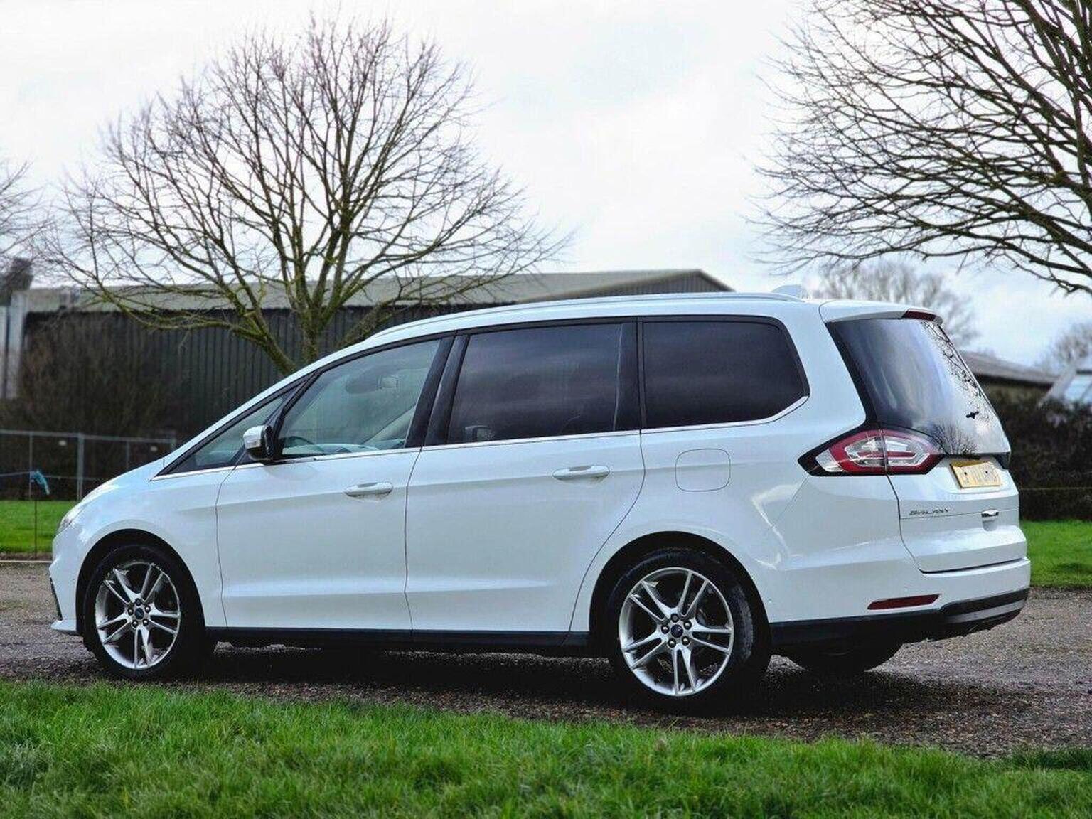 2021 Ford Galaxy image 12