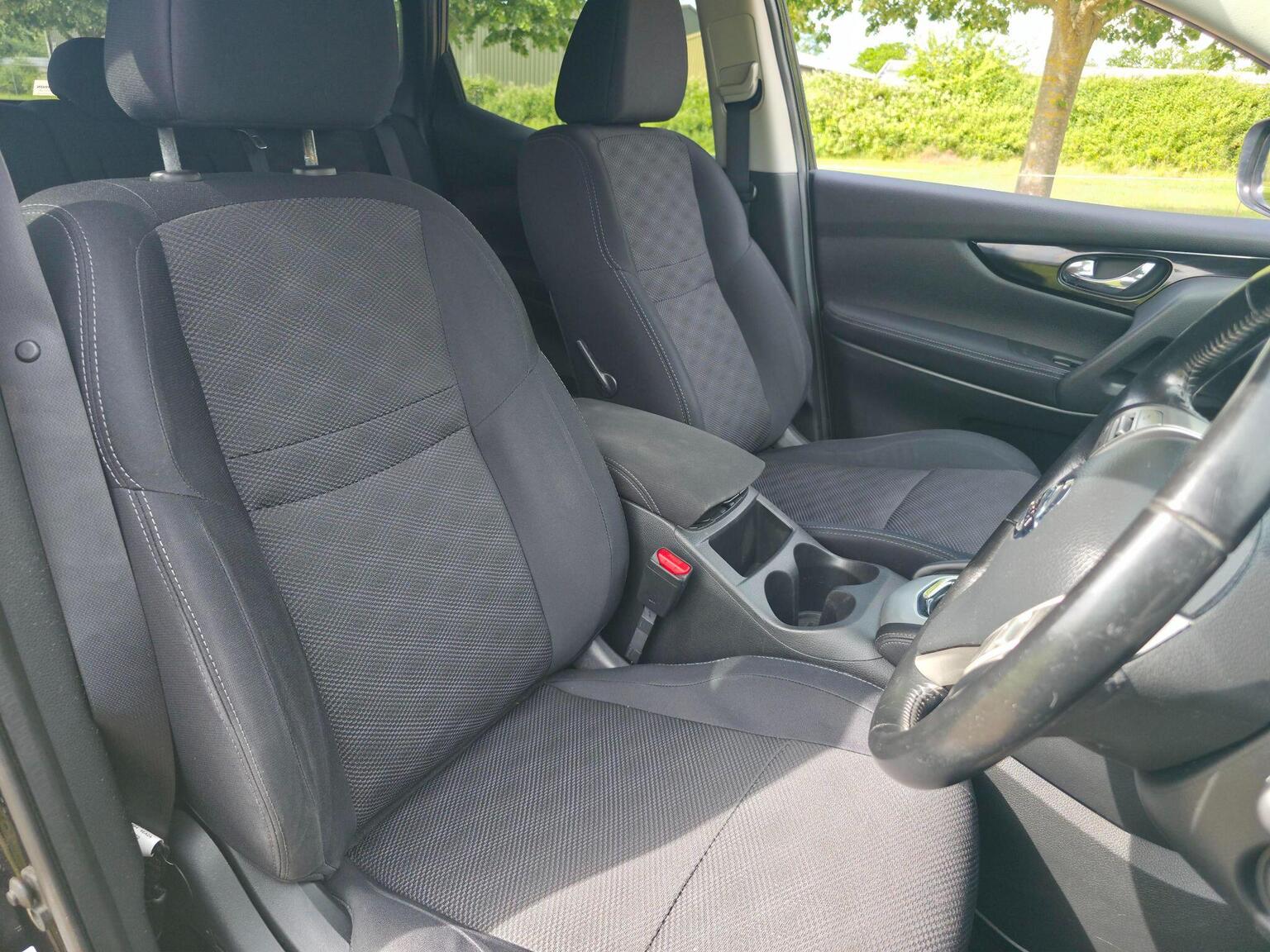 2016 Nissan Qashqai image 27