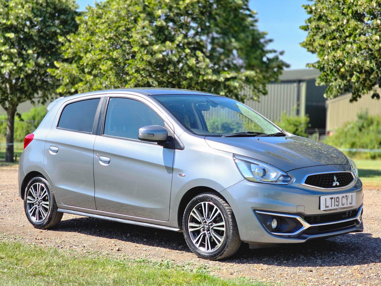 2019 Mitsubishi Mirage image 2