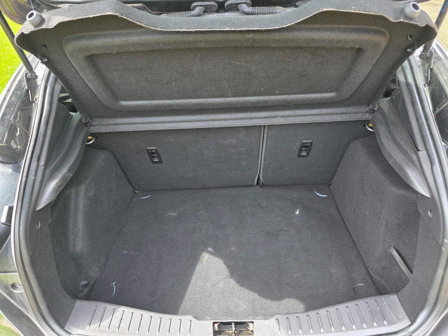 2018 Ford Focus image 50