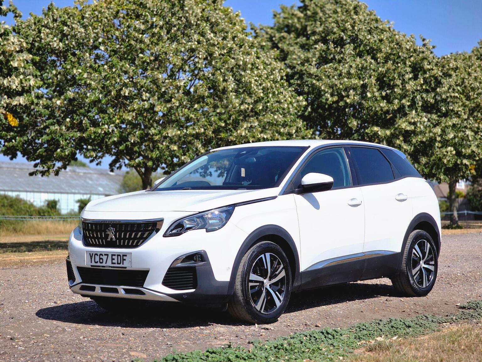 2017 Peugeot 3008 image 18