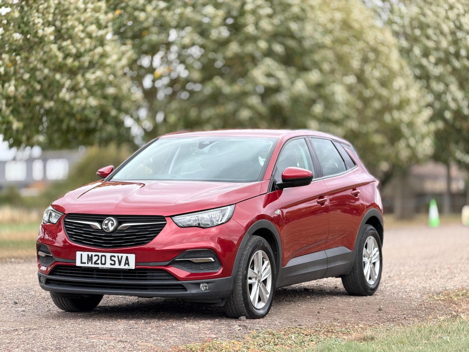 2020 Vauxhall Grandland X image 18