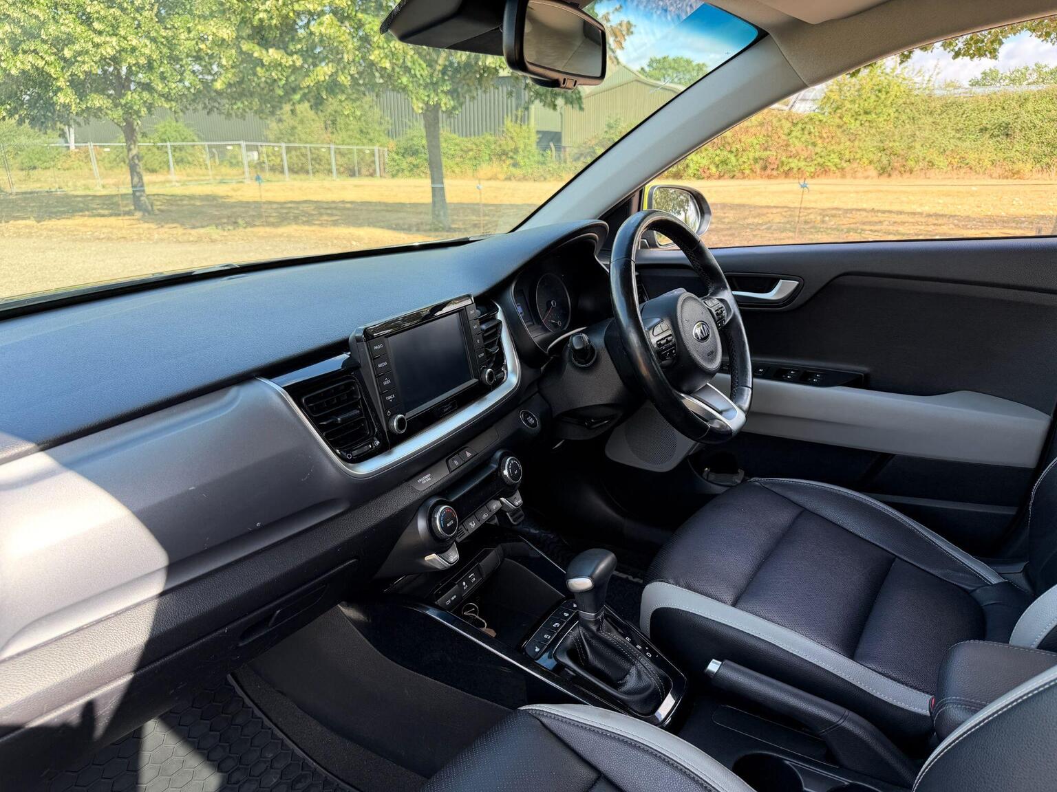 2018 Kia Stonic image 21