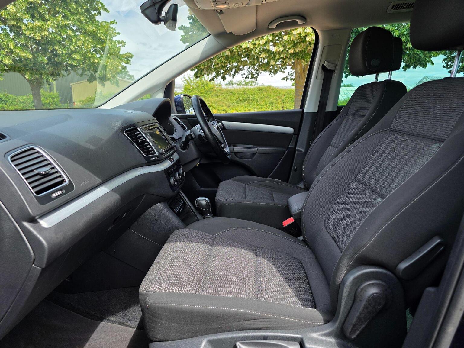 2017 Volkswagen Sharan image 27