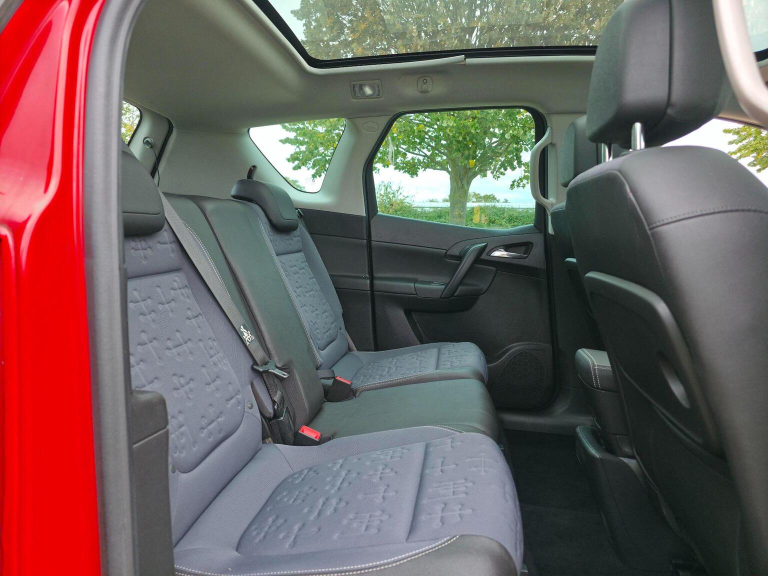 2016 Vauxhall Meriva image 22