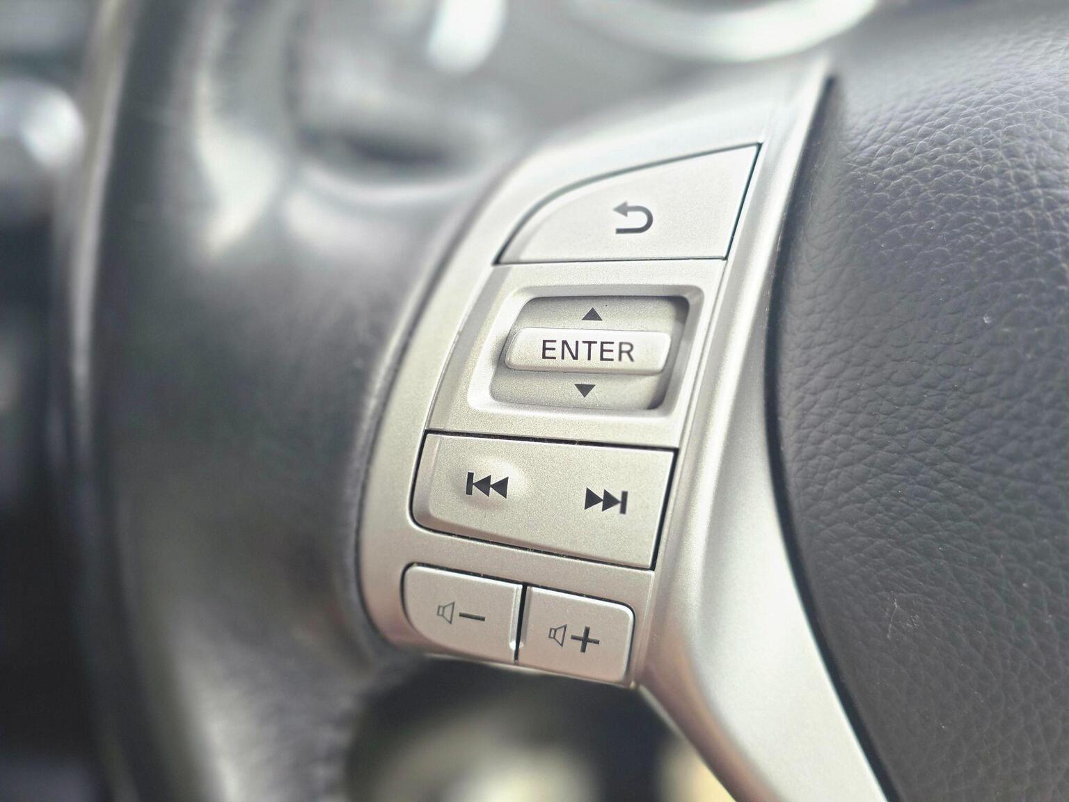 2016 Nissan Qashqai image 39