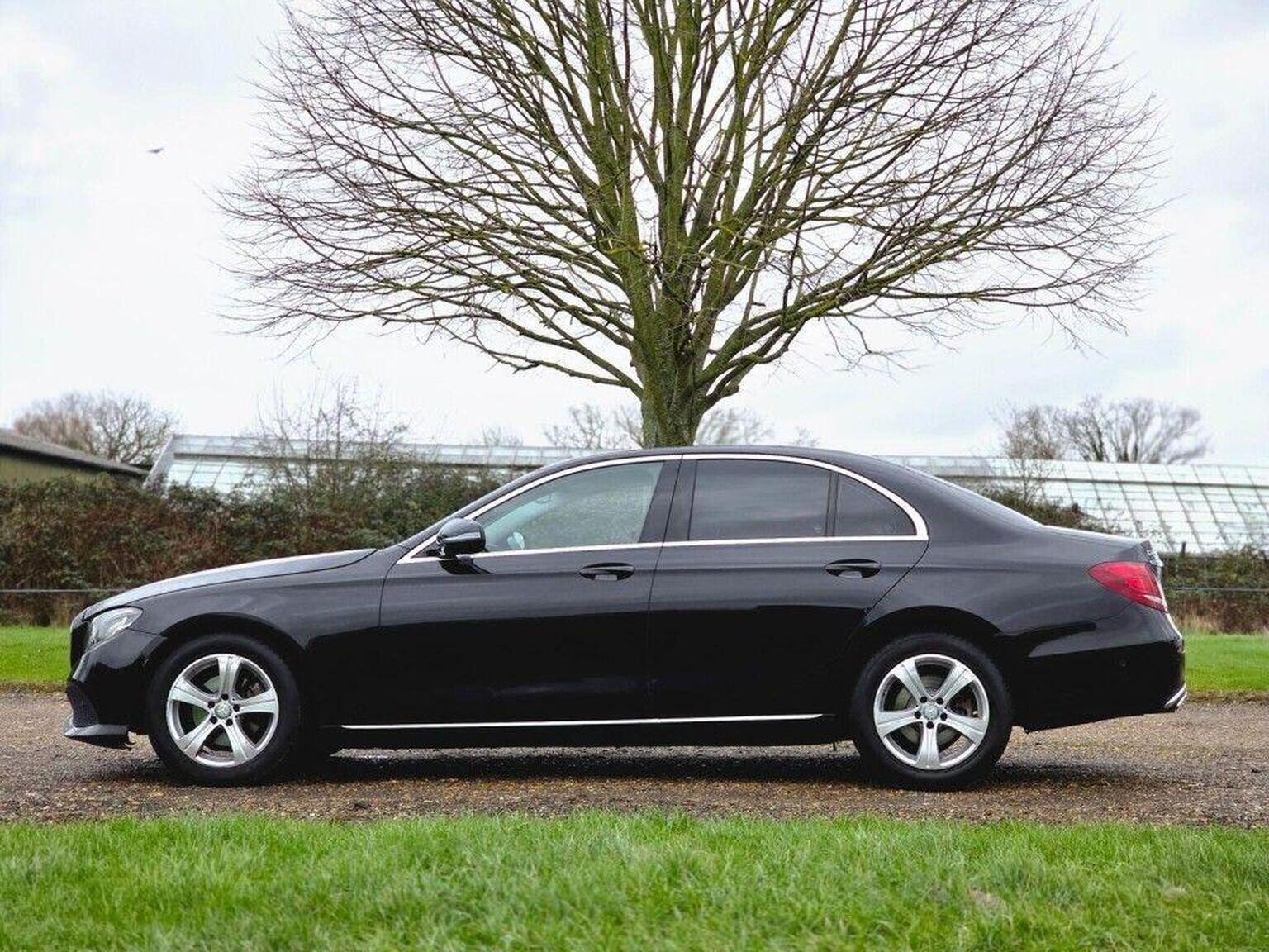 2016 Mercedes-Benz E Class image 12