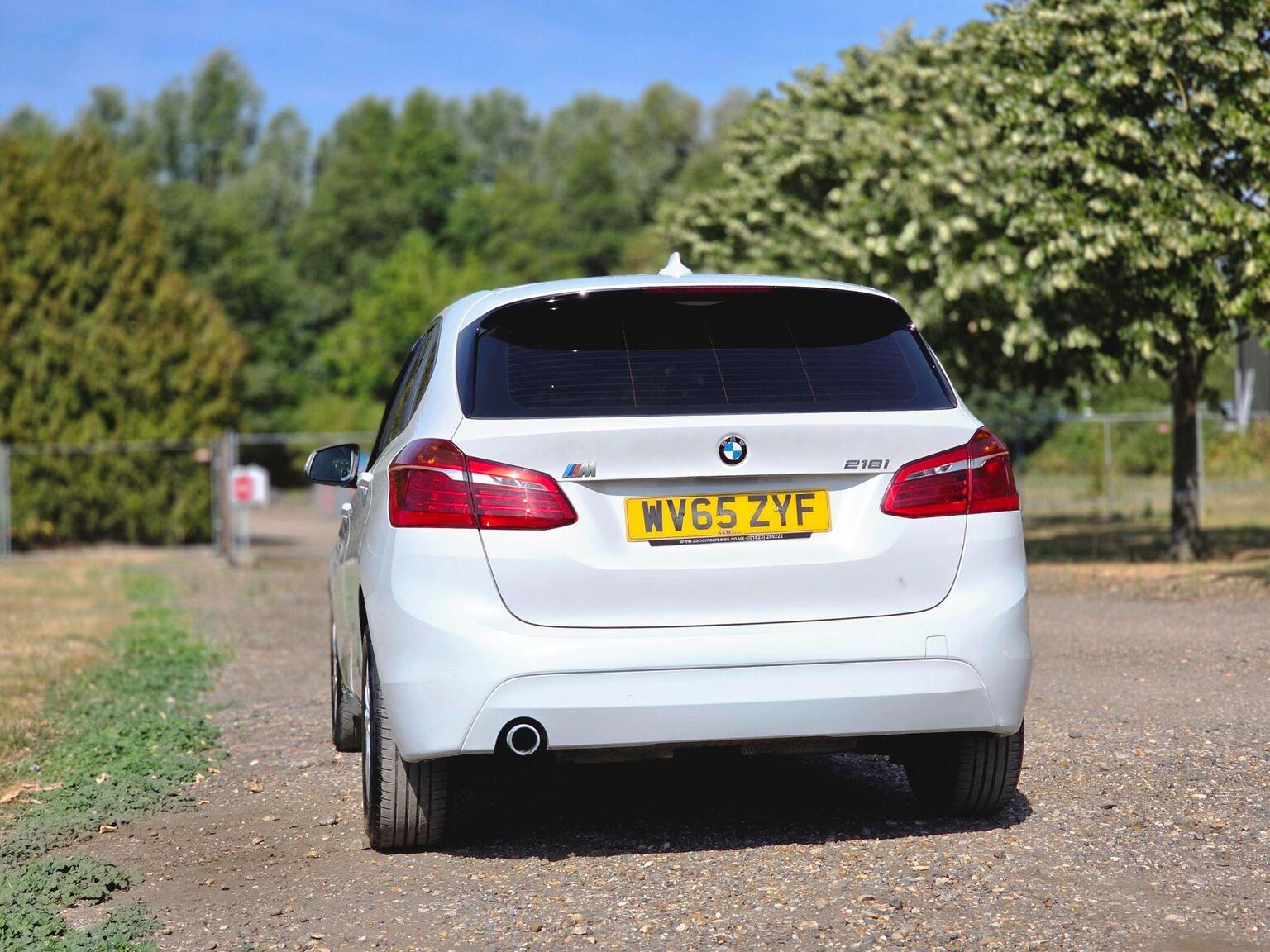 2015 BMW 2 Series Active Tourer image 11