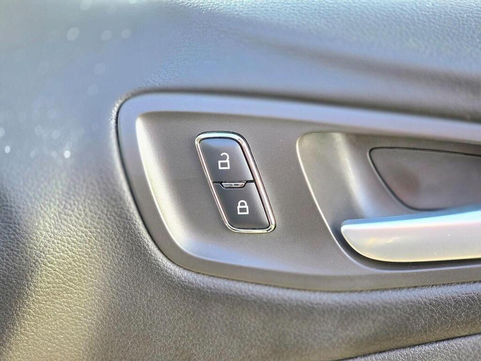 2014 Ford Kuga image 37