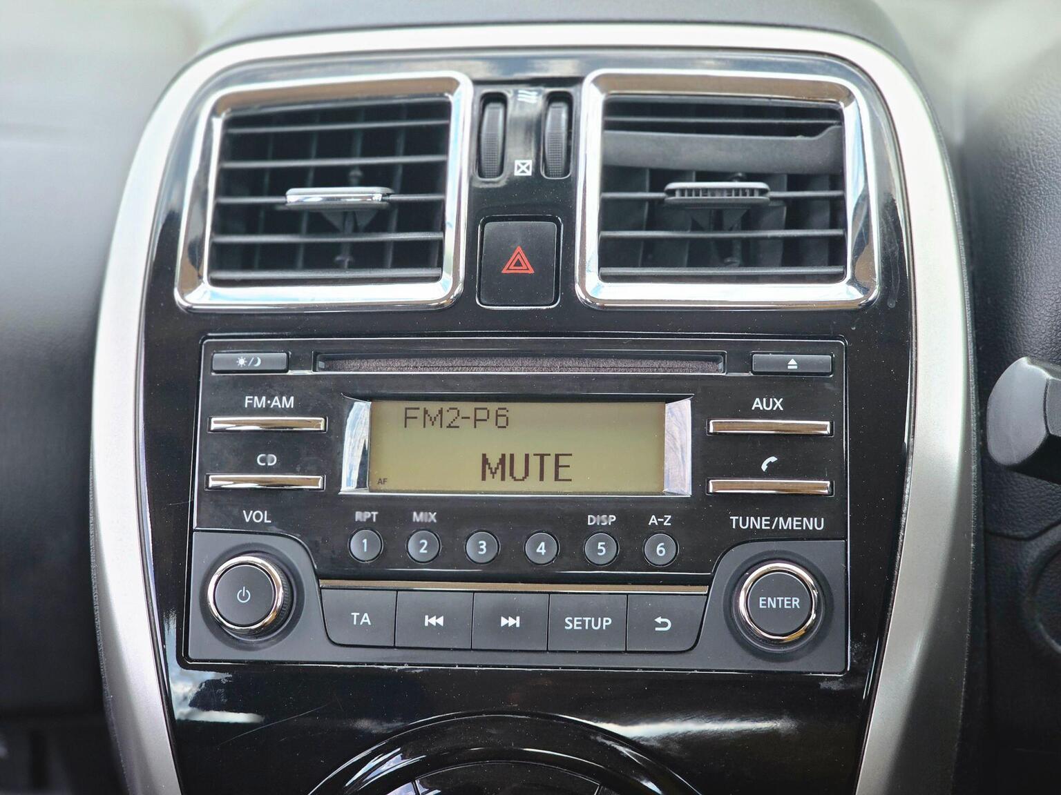 2013 Nissan Micra image 40