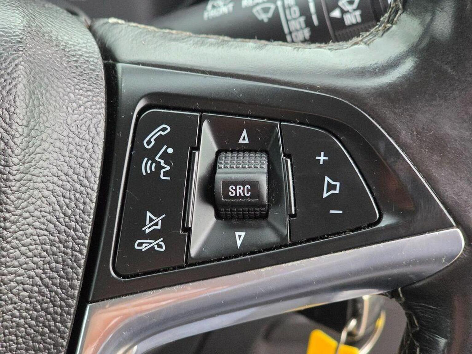 2016 Vauxhall Mokka X image 37