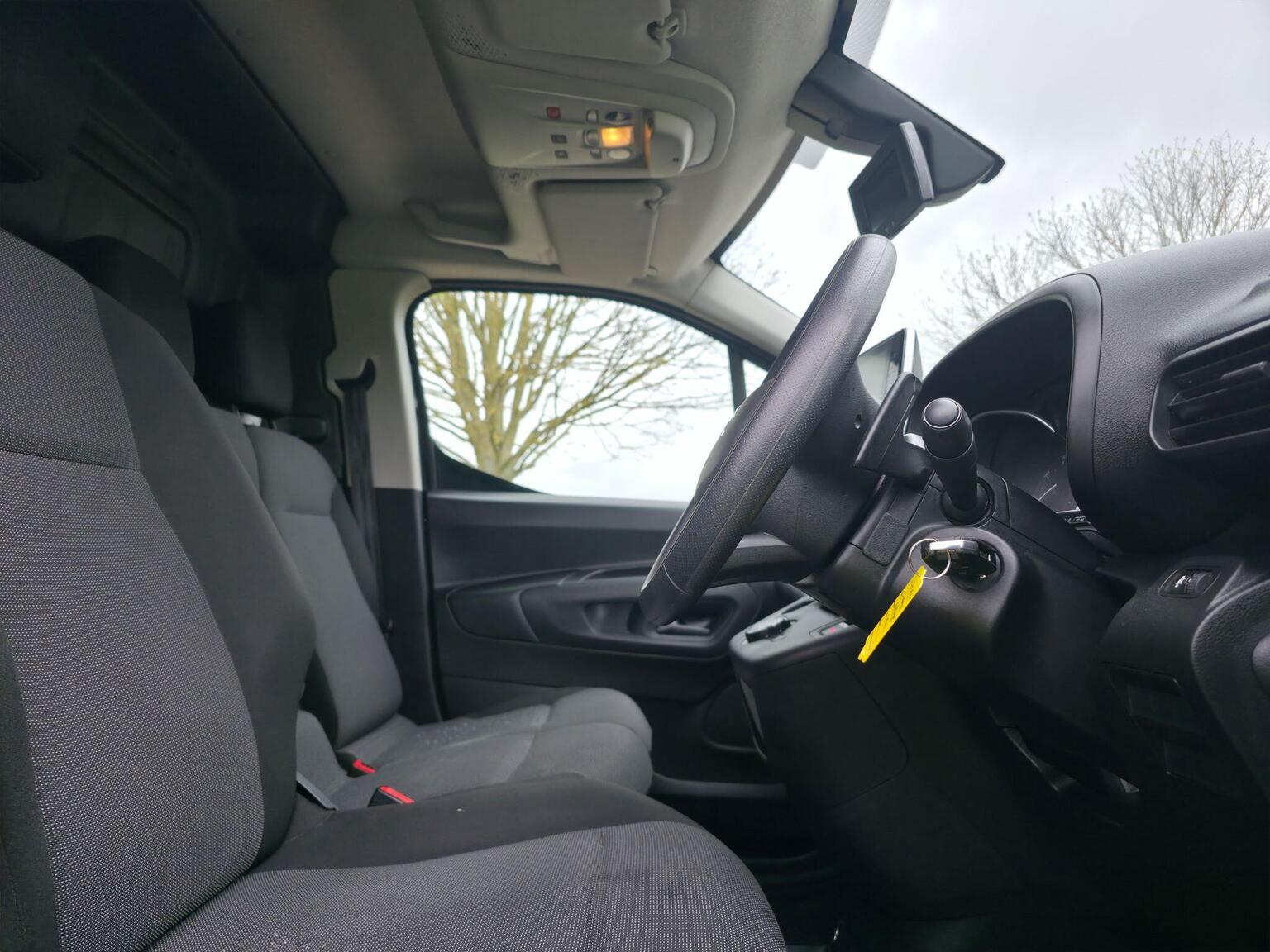 2020 Citroen Berlingo image 20