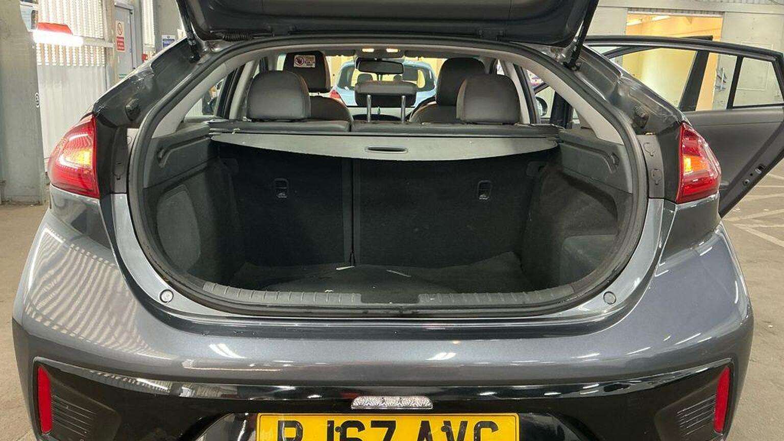 2017 Hyundai IONIQ image 15