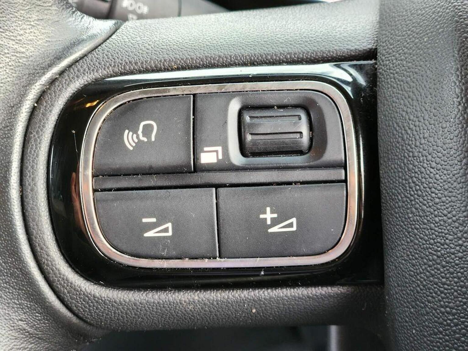 2021 Citroen C3 image 25