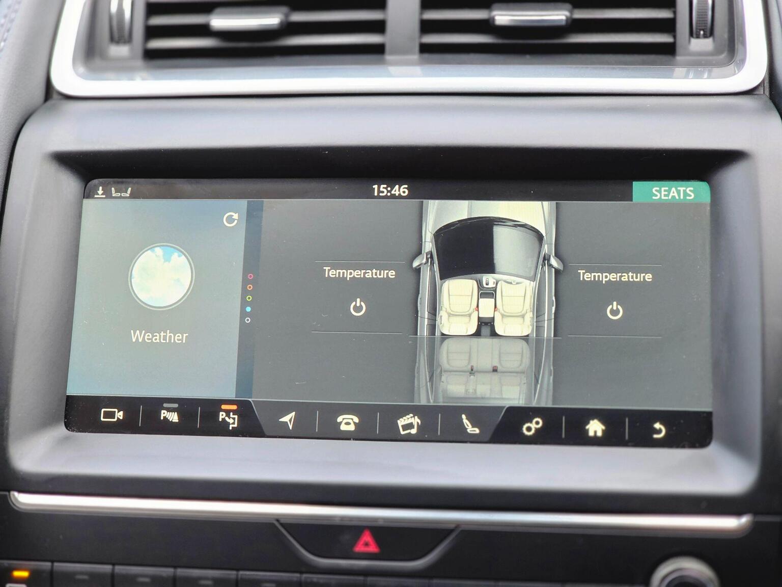 2018 Jaguar E-PACE image 35