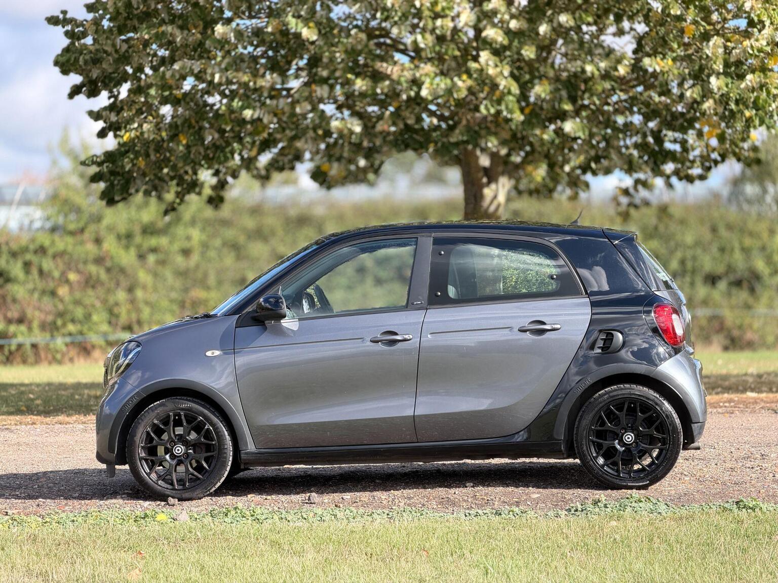 2017 Smart forfour image 15