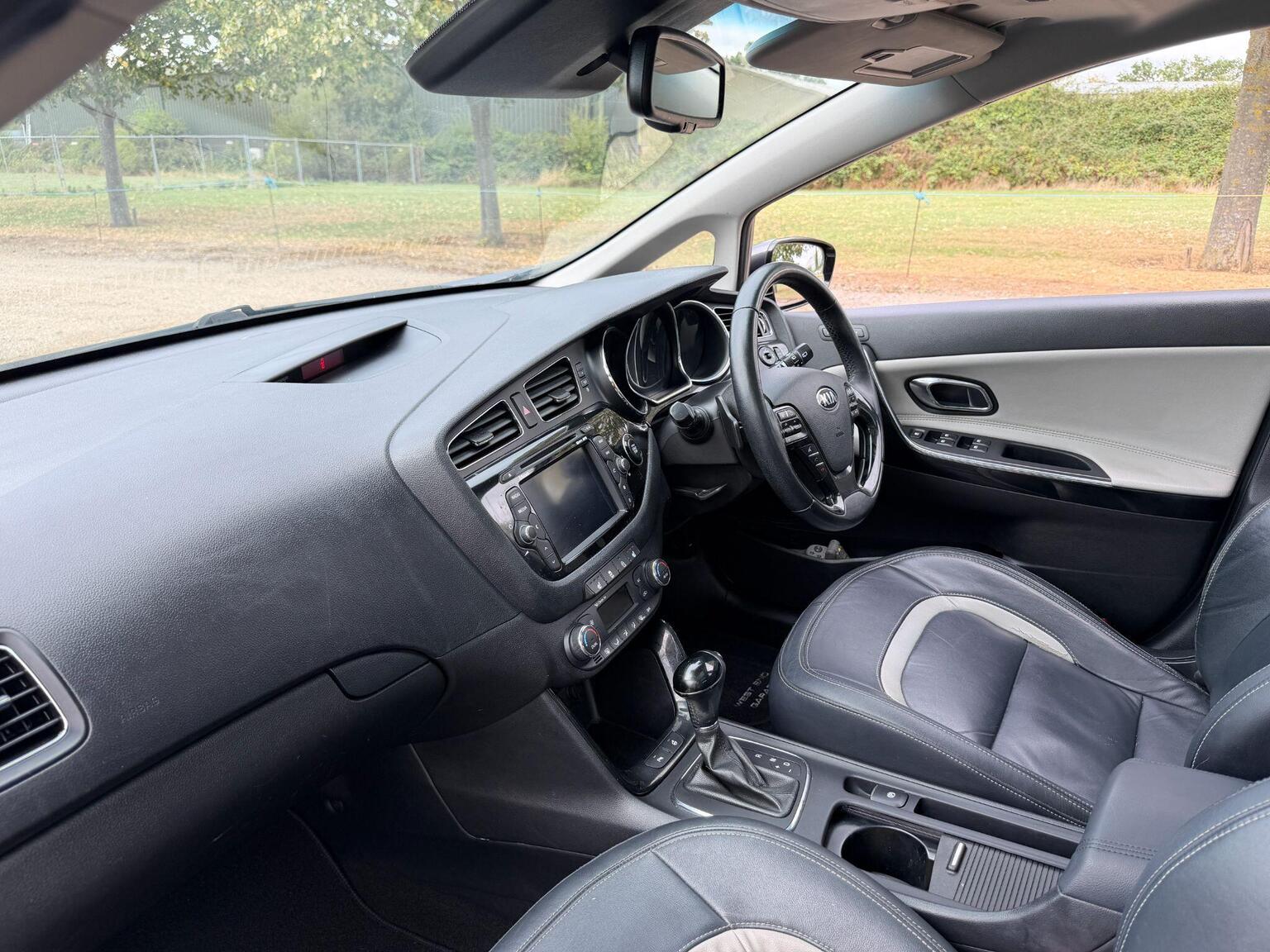 2015 Kia Ceed image 20