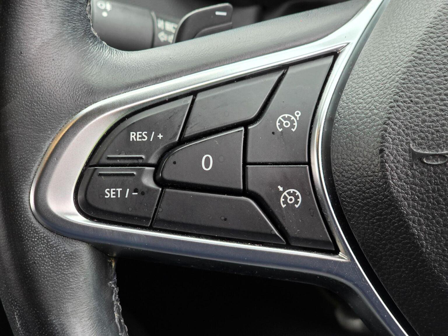 2020 Renault Captur image 35
