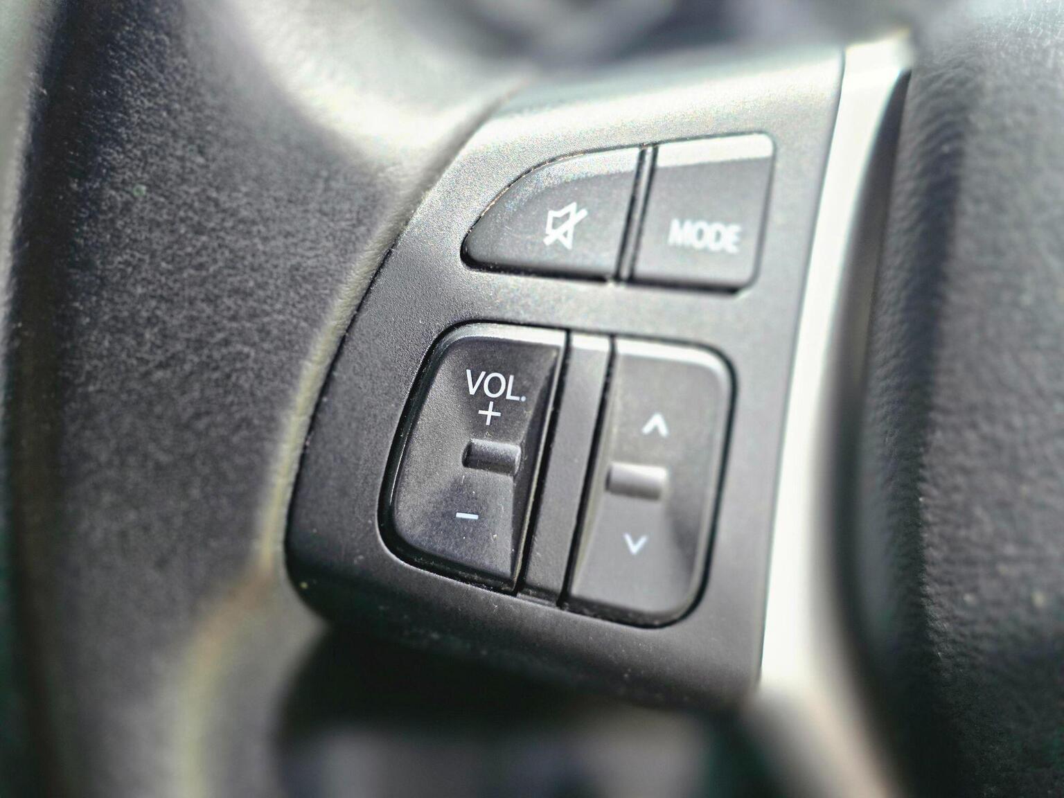 2019 Suzuki Vitara image 40