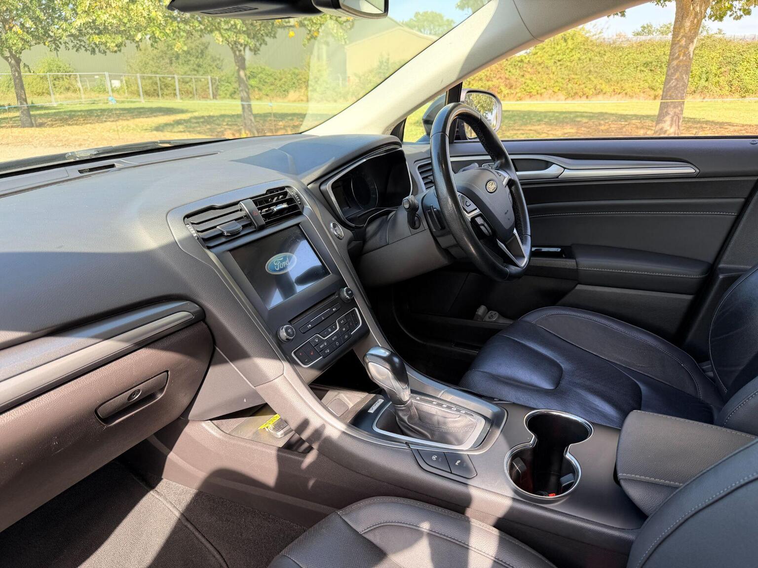 2018 Ford Mondeo image 18