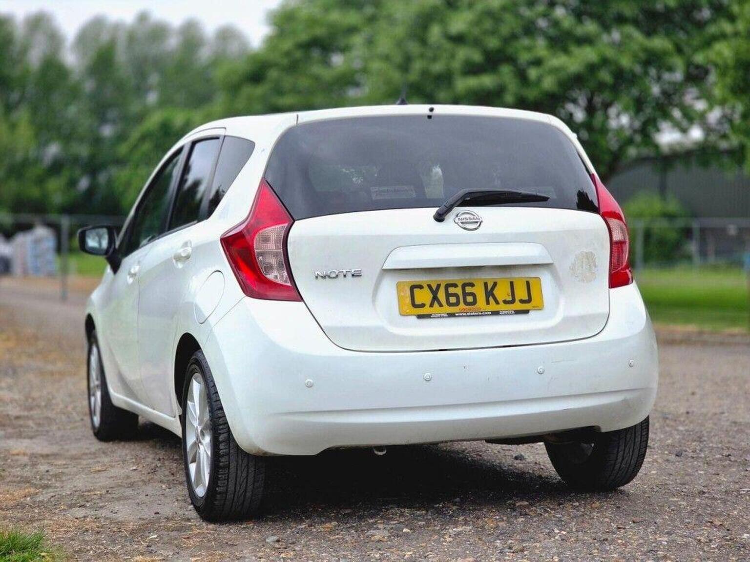 2016 Nissan Note image 9