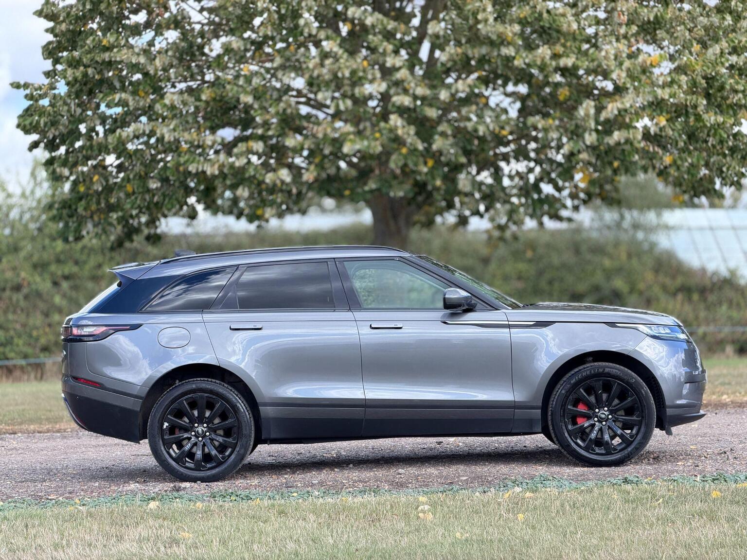2018 Land Rover Range Rover Velar image 3