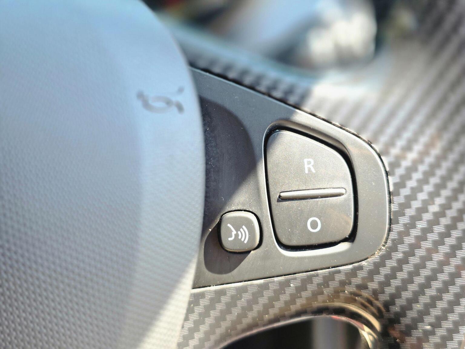 2015 Renault Captur image 37