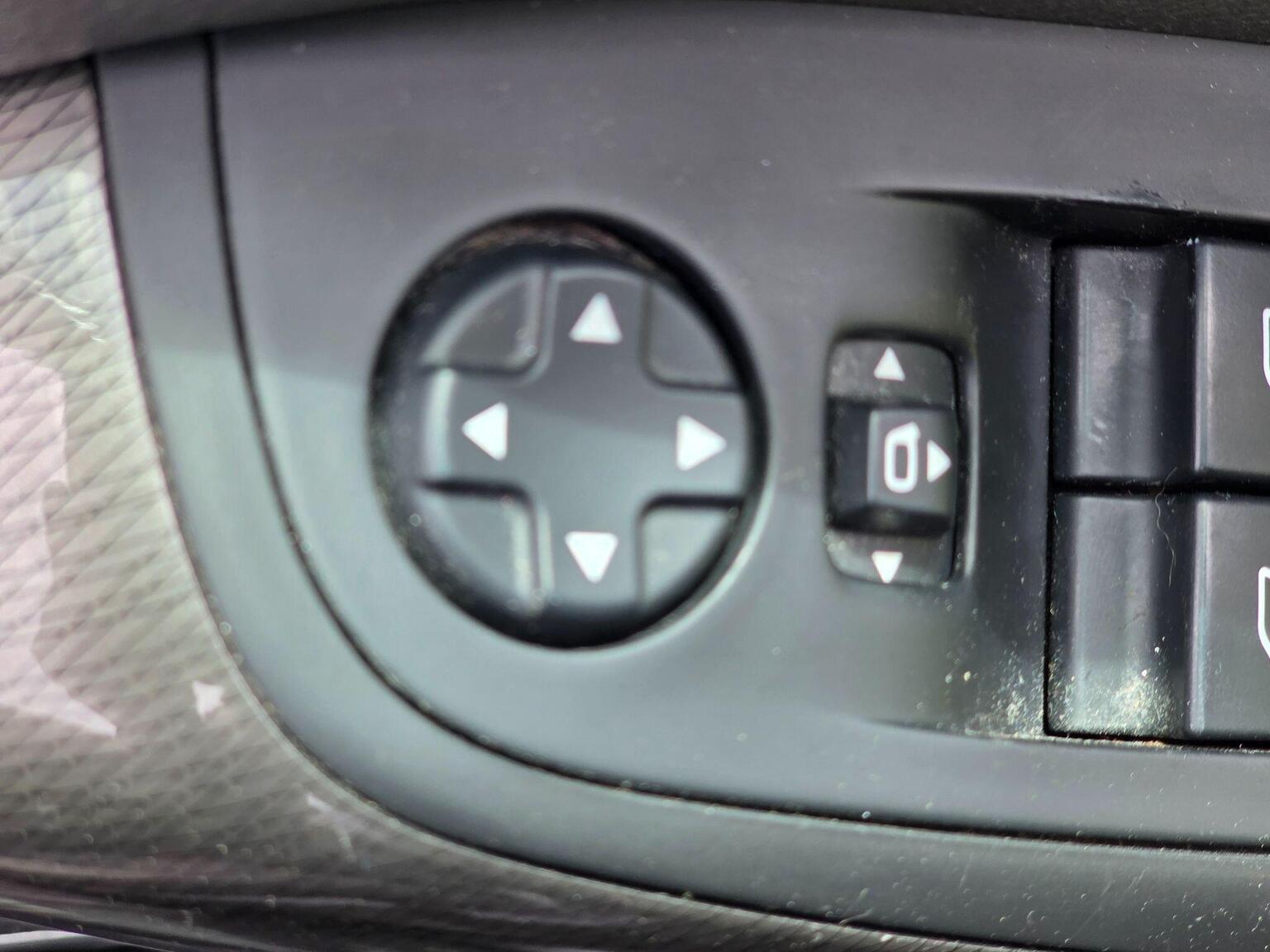 2016 Citroen Grand C4 Picasso image 32