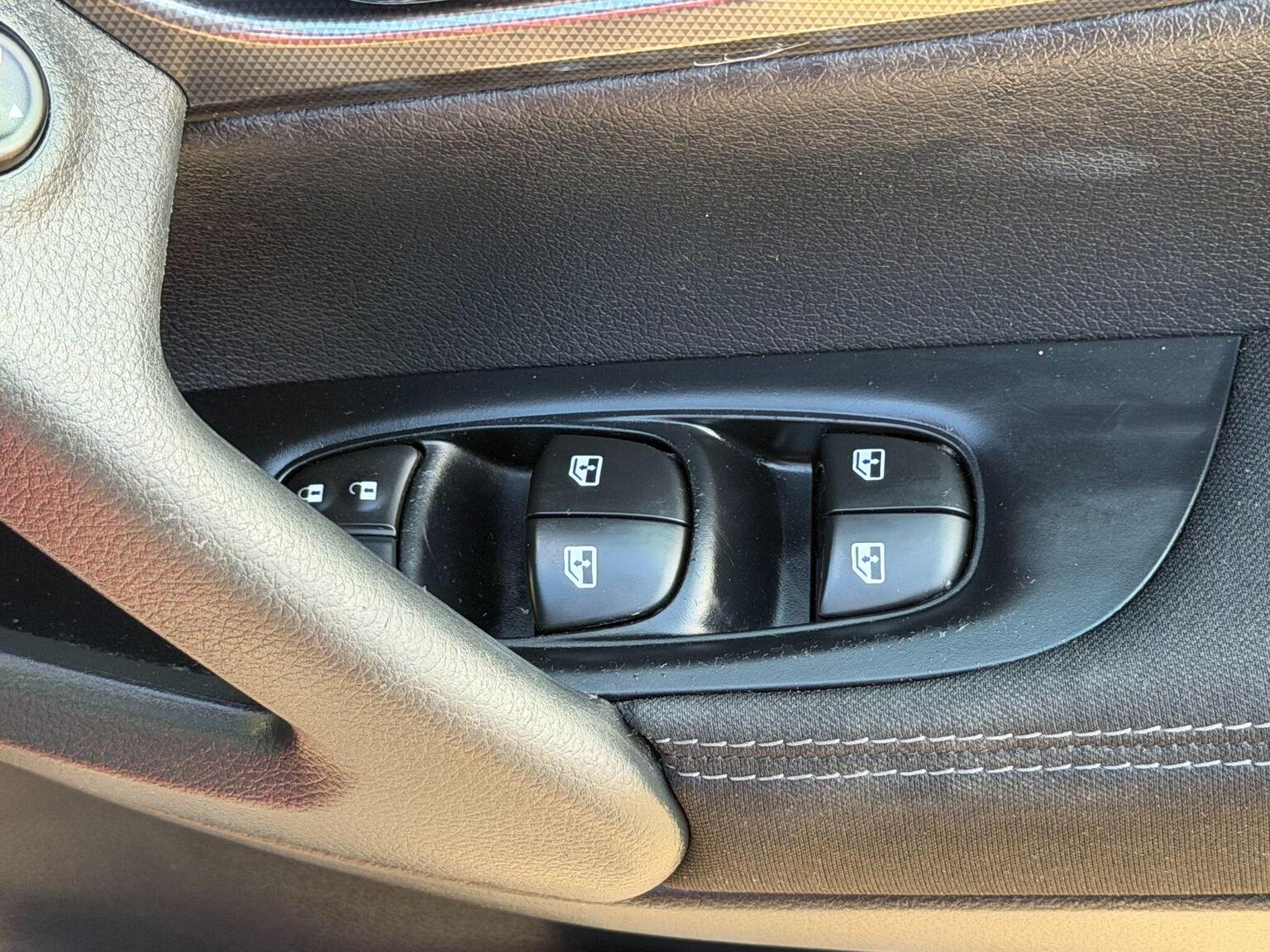 2018 Nissan Qashqai image 34