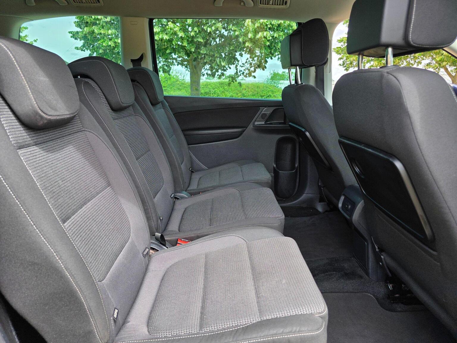 2017 Volkswagen Sharan image 25