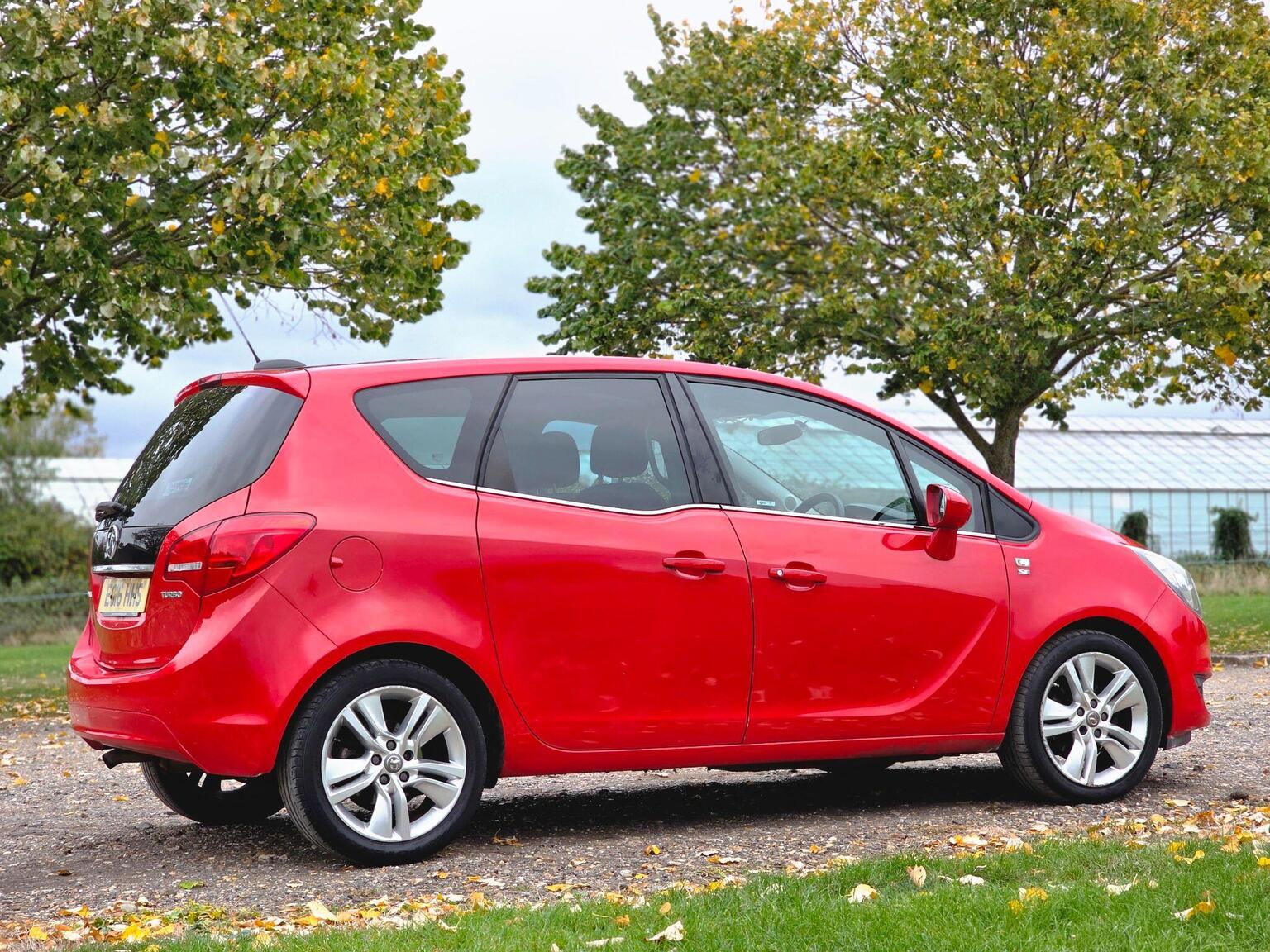 2016 Vauxhall Meriva image 4